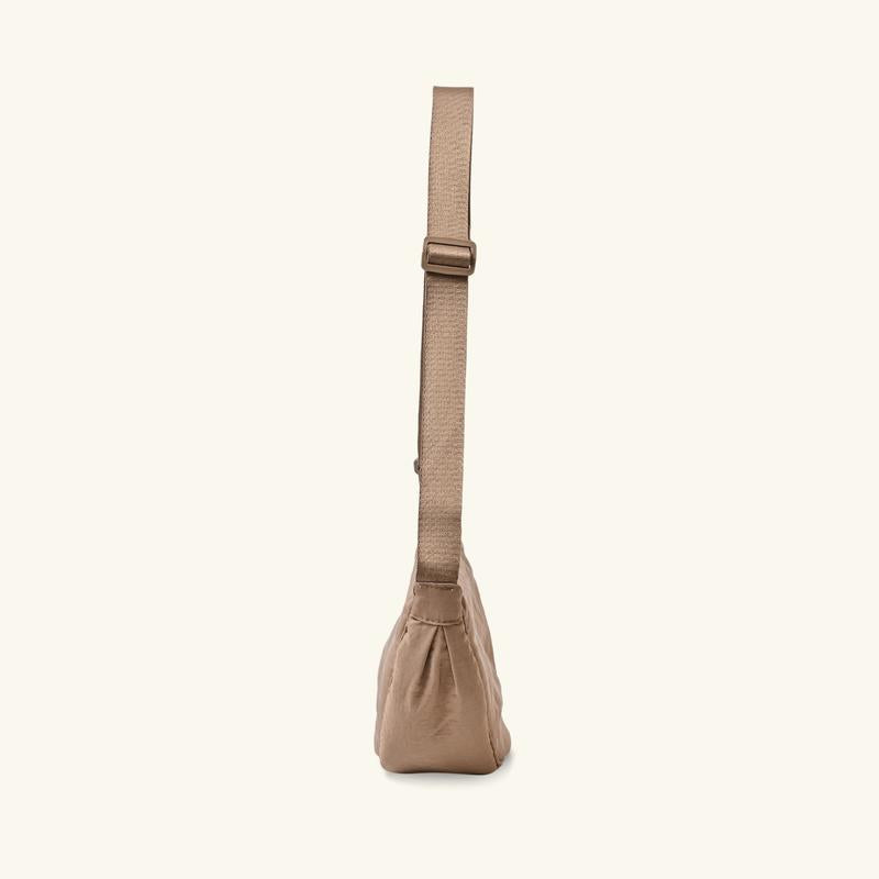 Bolsa para mujer Hobo Essential – En colores que complementan cualquier look