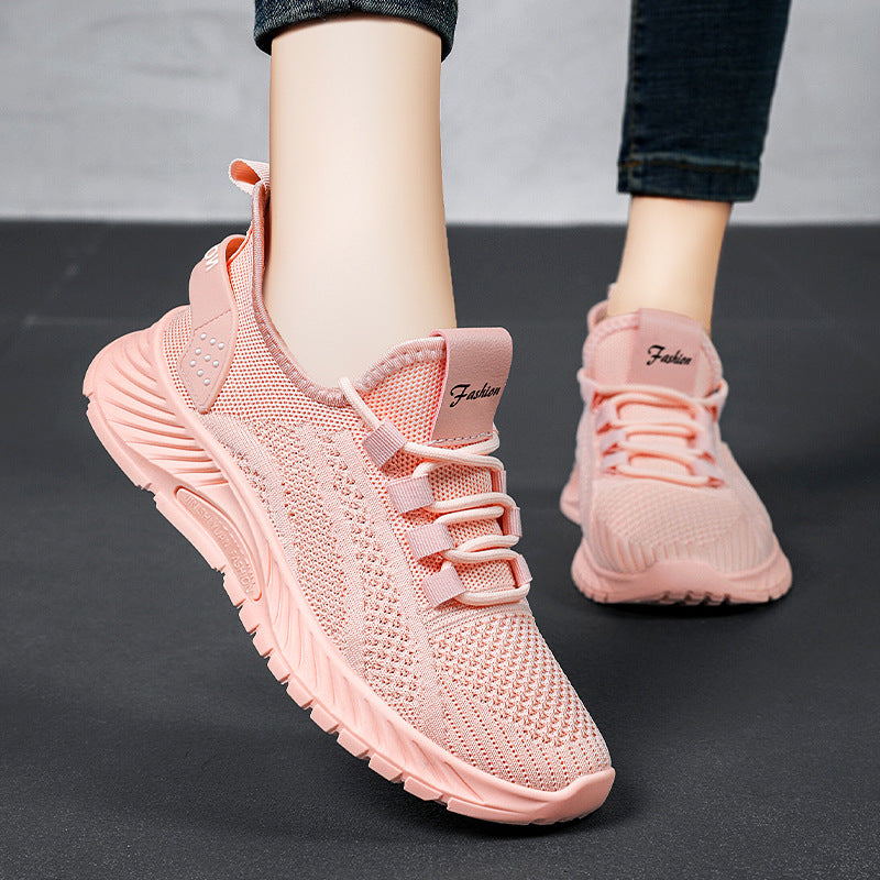 Nuevas zapatillas deportivas informales de verano, versátiles y modernas.
