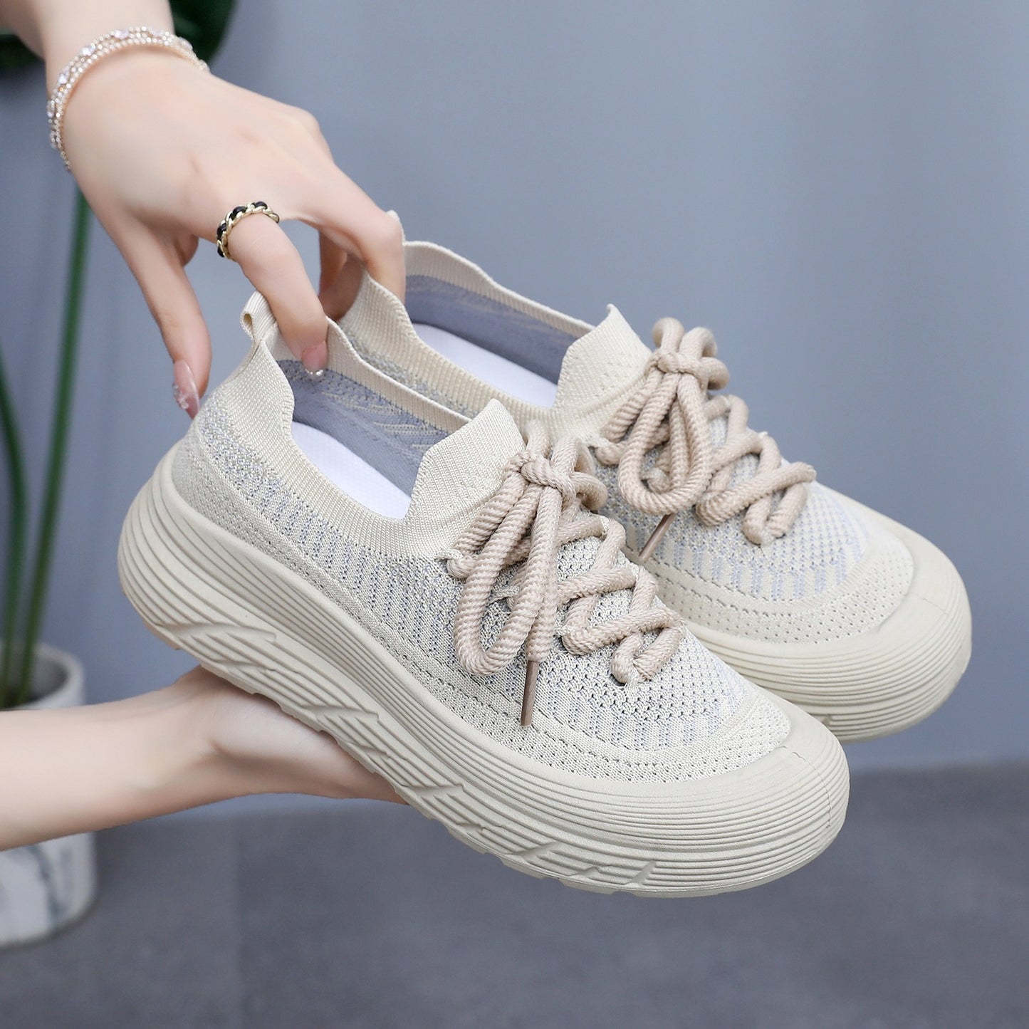 Zapatillas de correr para mujer con suela gruesa