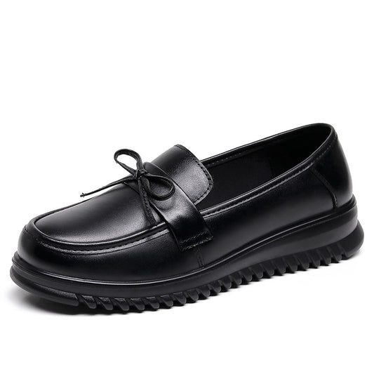 Zapatos cómodos de piel suave y suela blanda