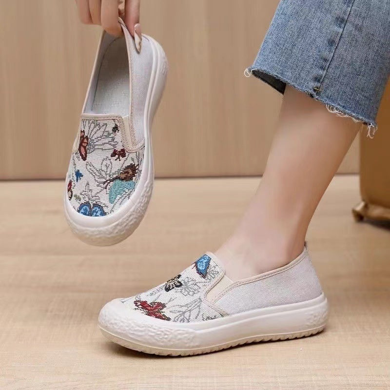 Zapatos de tacón con suela blanda y estilo étnico