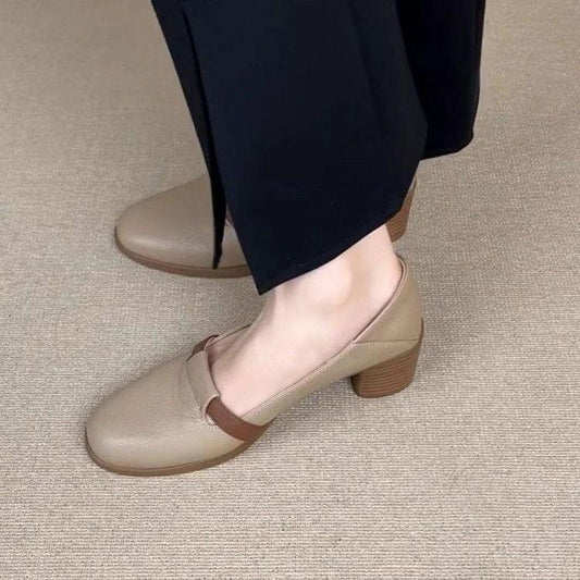 Zapatos mocasines de tacón medio