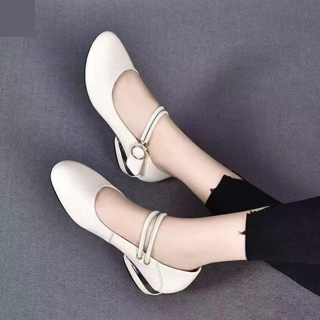 Zapatos de cuero cómodos con suela blanda