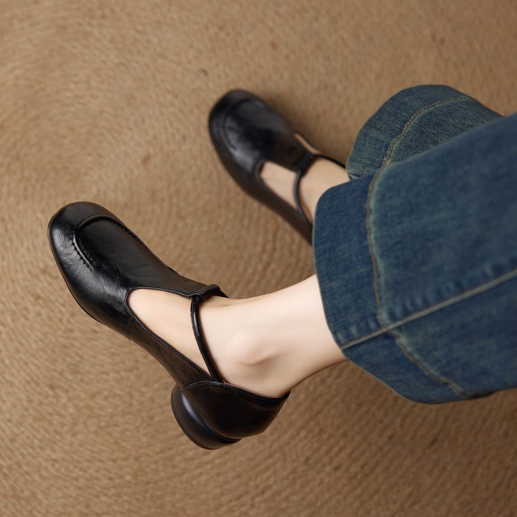 Zapatos de piel versátiles con una sola tira