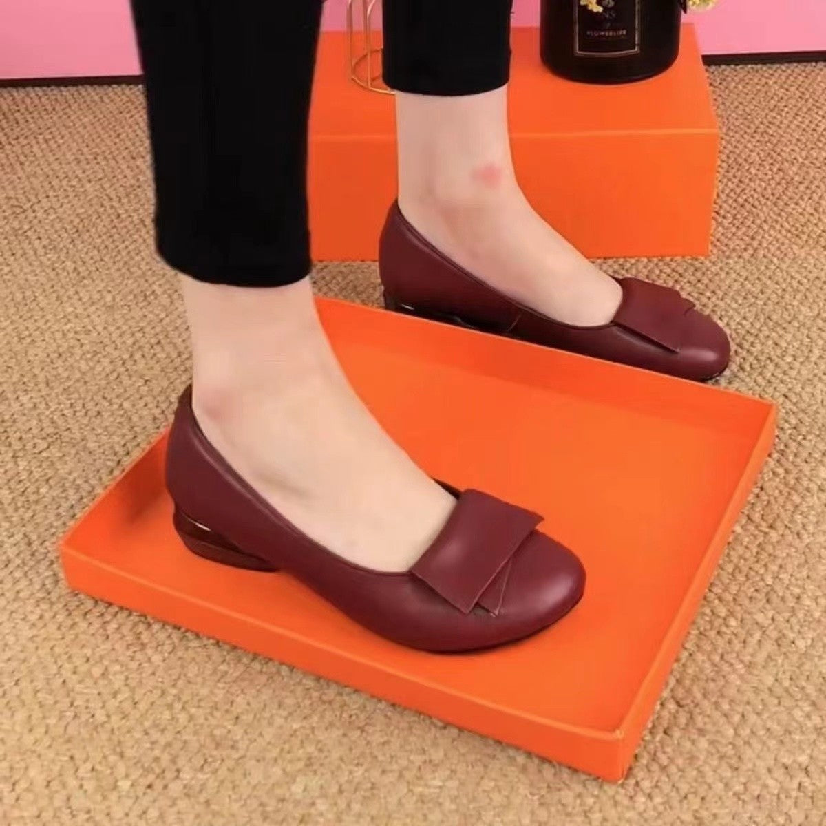 Zapatos planos de piel, de corte bajo y puntera redonda
