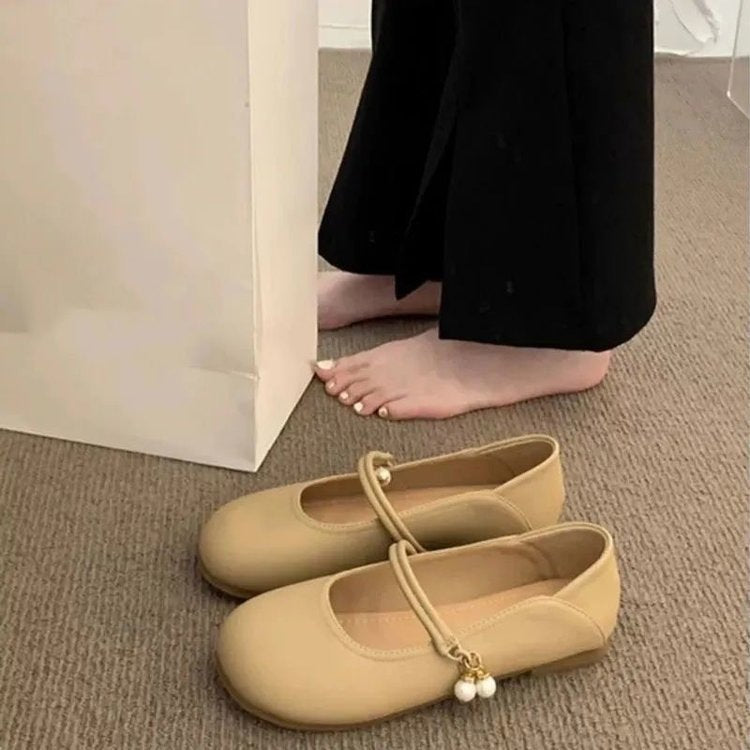 Merceditas de piel con suela blanda