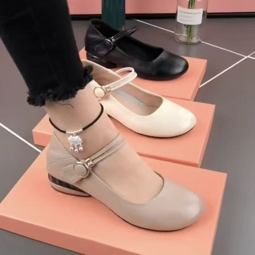 Zapatos de cuero cómodos con suela blanda