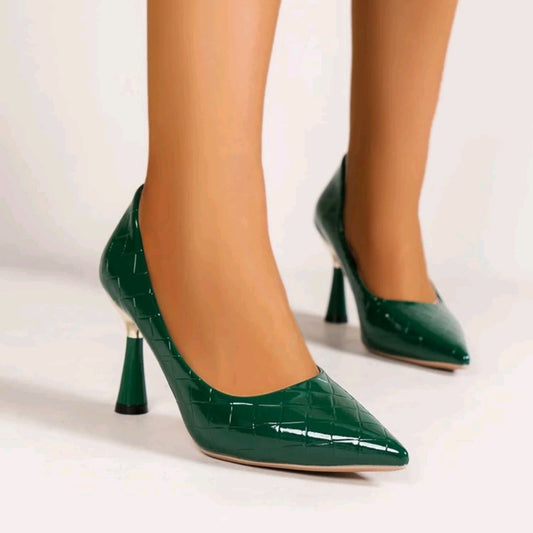 Zapatos de Tacón de Copa con Textura de Cocodrilo