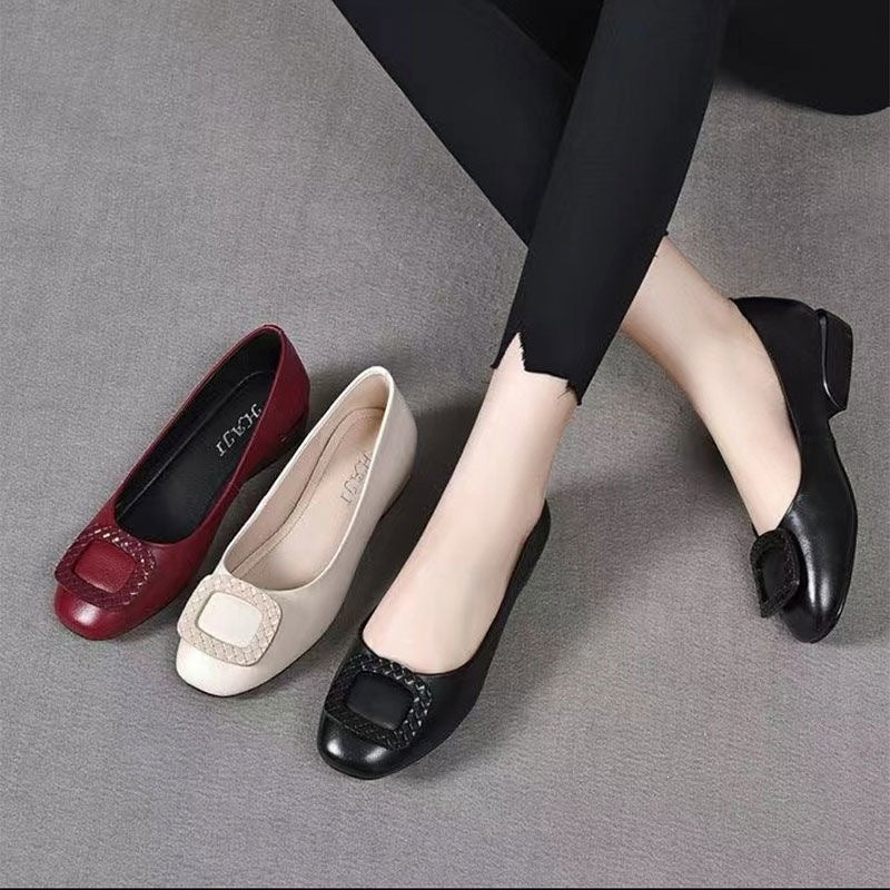 Zapatos sin cordones con suela granulada